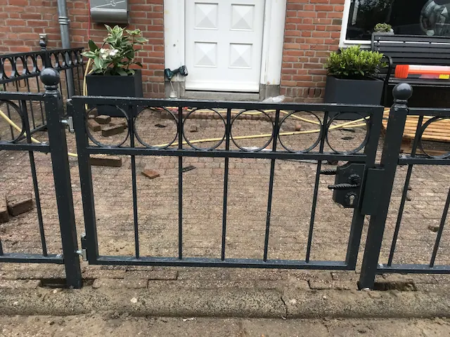 15 Looppoort palermo licht beschadigd